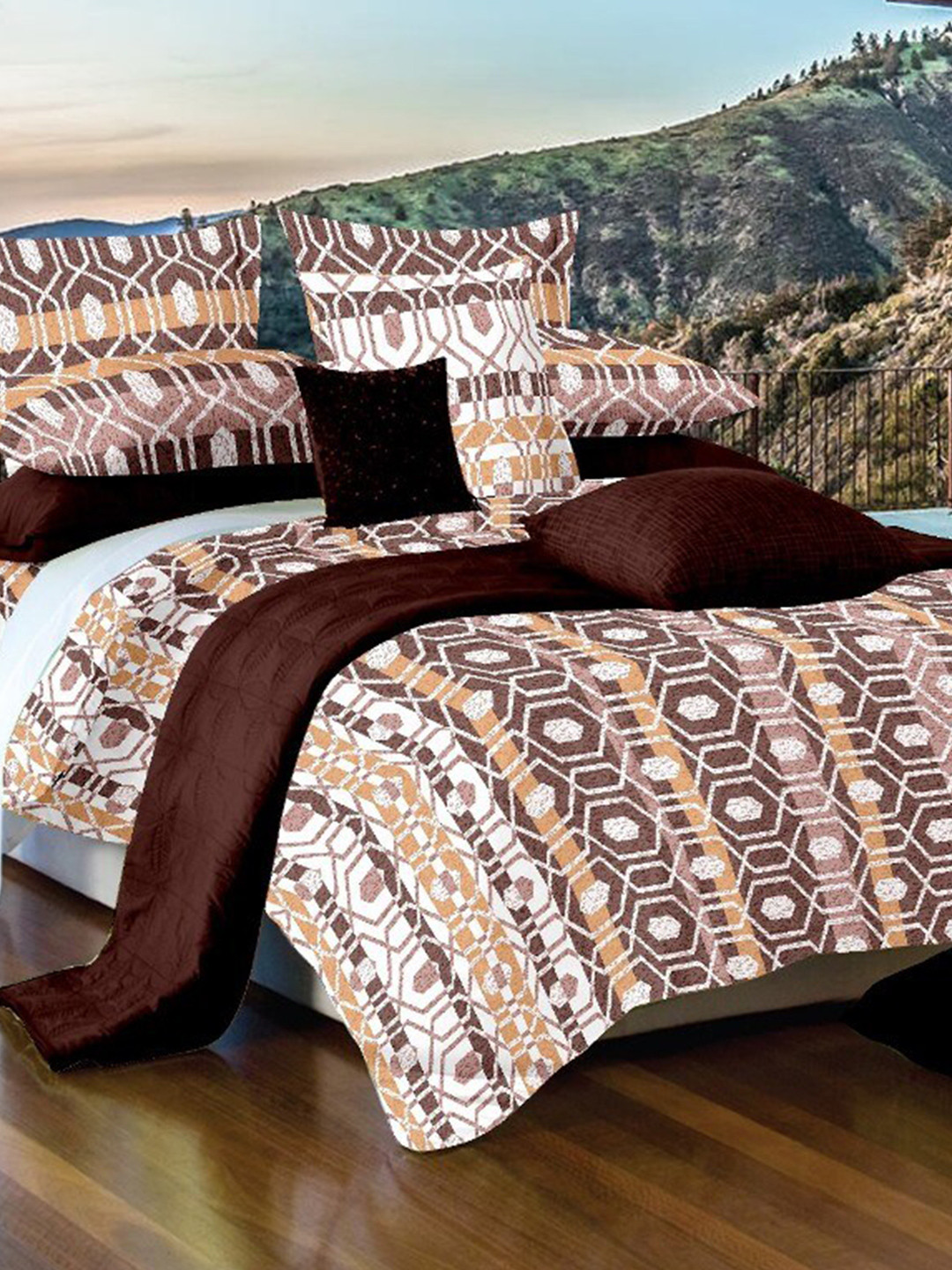 

Salona Bichona Maroon & White Geometric 180 TC King Bedsheet with 2 Pillow Covers