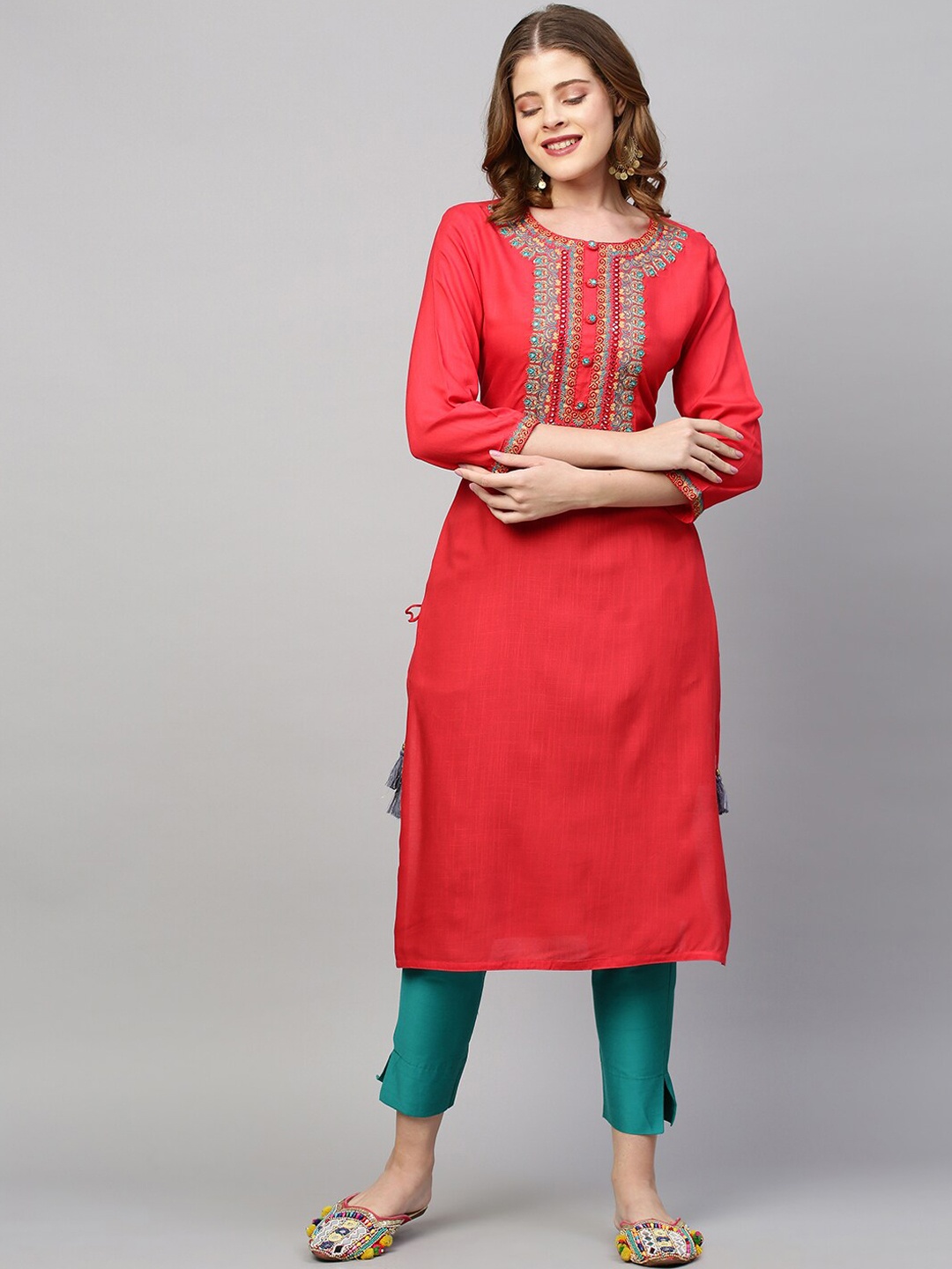 

FASHOR Women Red & Turquoise Blue Ethnic Motifs Yoke Design Thread Work Kurta