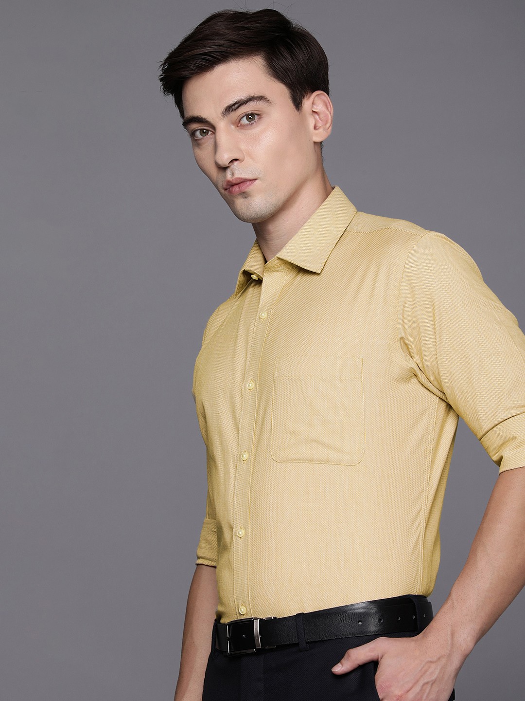 

Raymond Men Yellow Slim Fit Formal Shirt