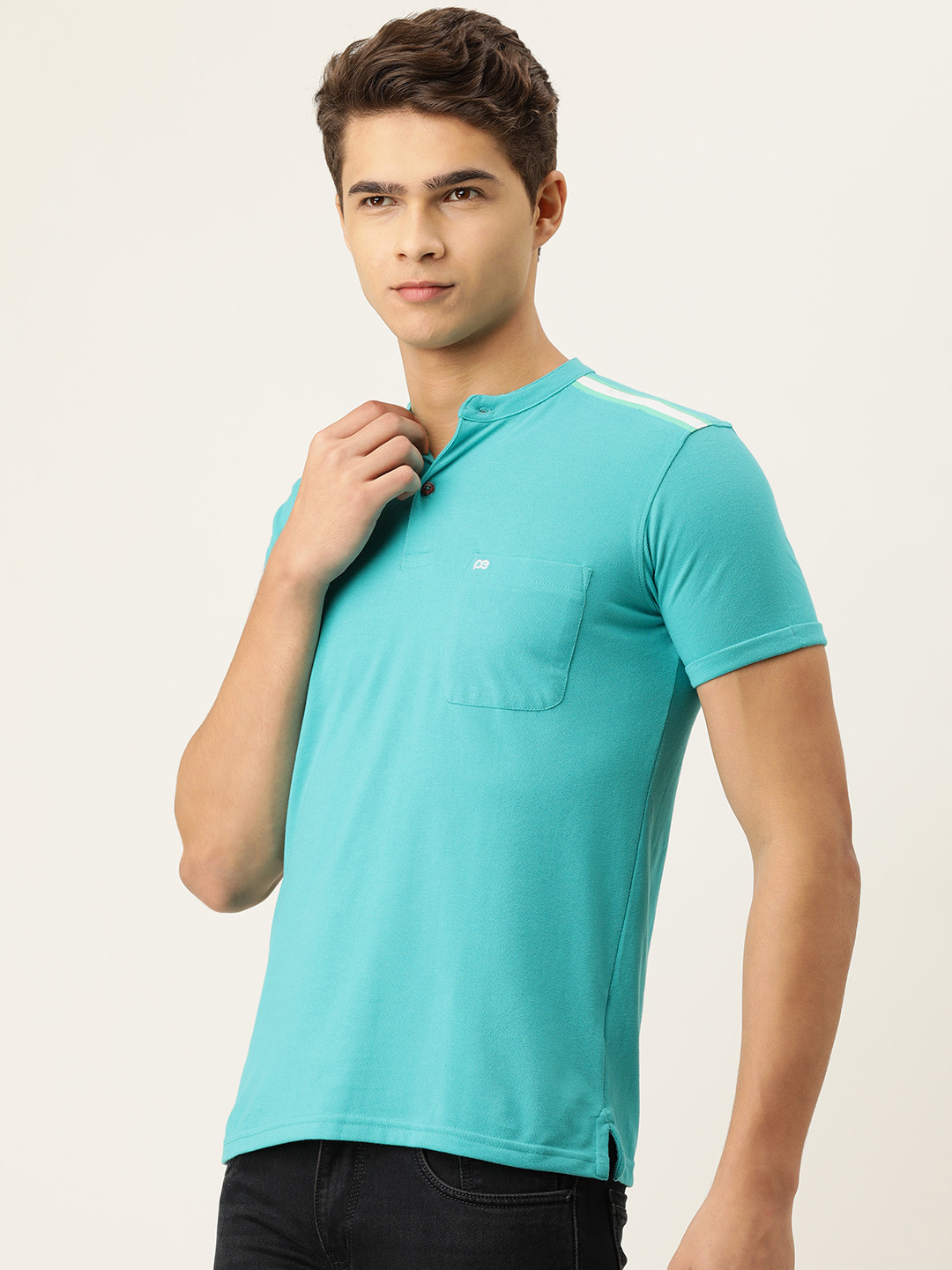 

Peter England Men Turquoise Blue Snug Fit Side Striped Henley Neck T-shirt