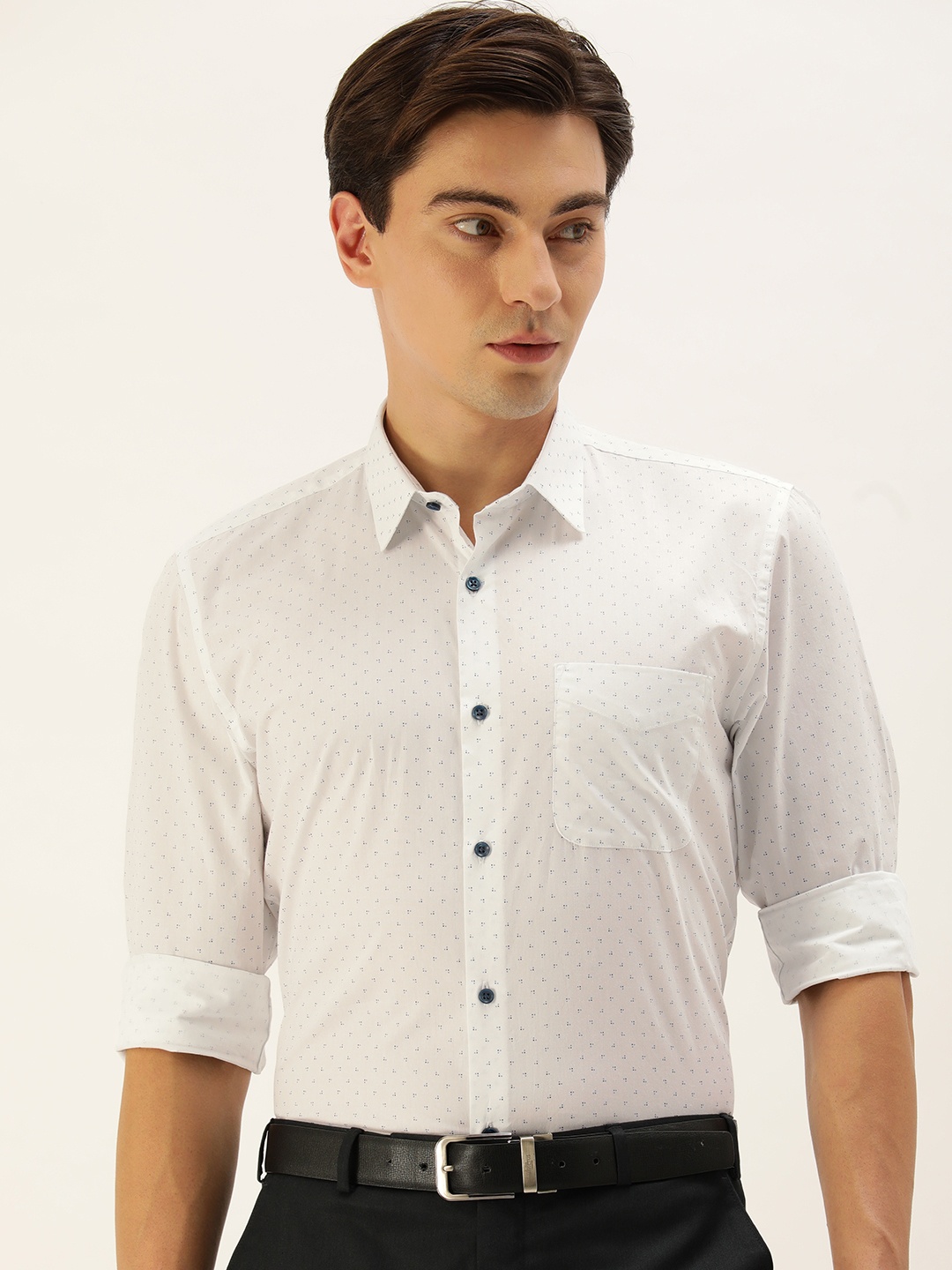 

Peter England Men White & Blue Slim Fit Printed Pure Cotton Formal Shirt