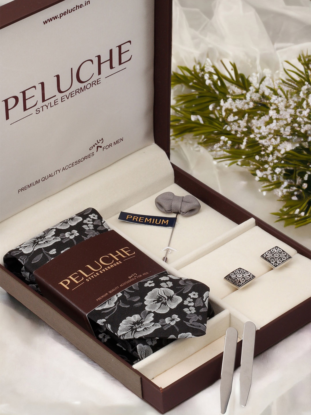 

PELUCHE Men Black & Silver-Toned Accessory Gift Set