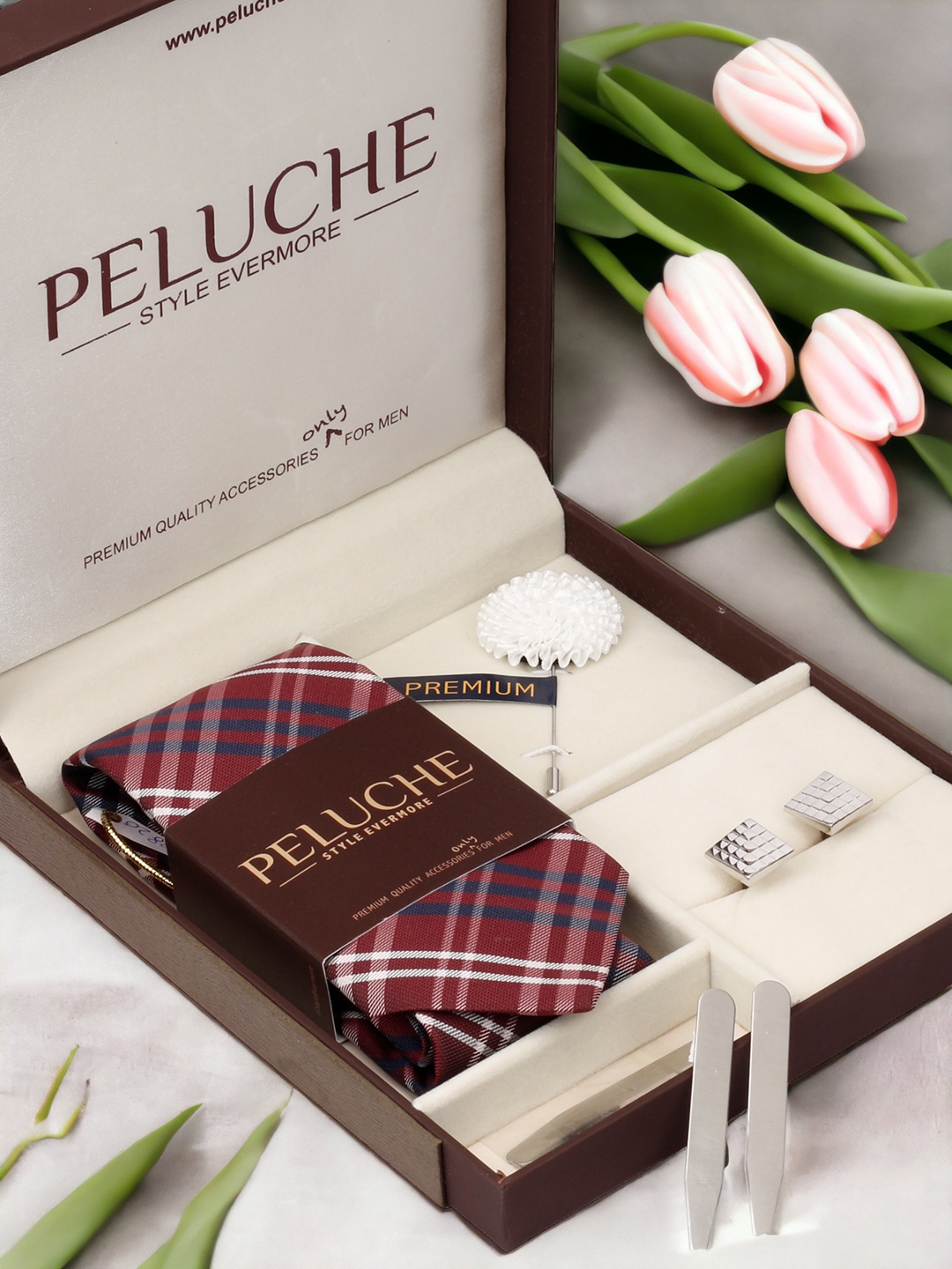 

PELUCHE Maroon Accessory Gift Set
