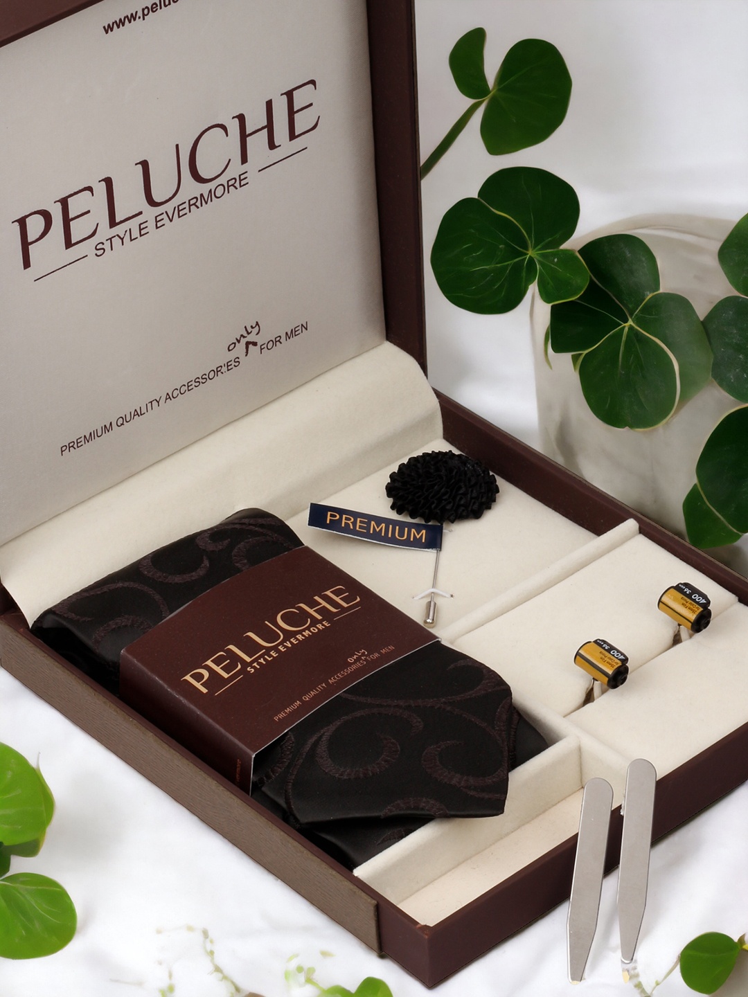 

PELUCHE Men Black & Silver Toned Accessory Gift Set