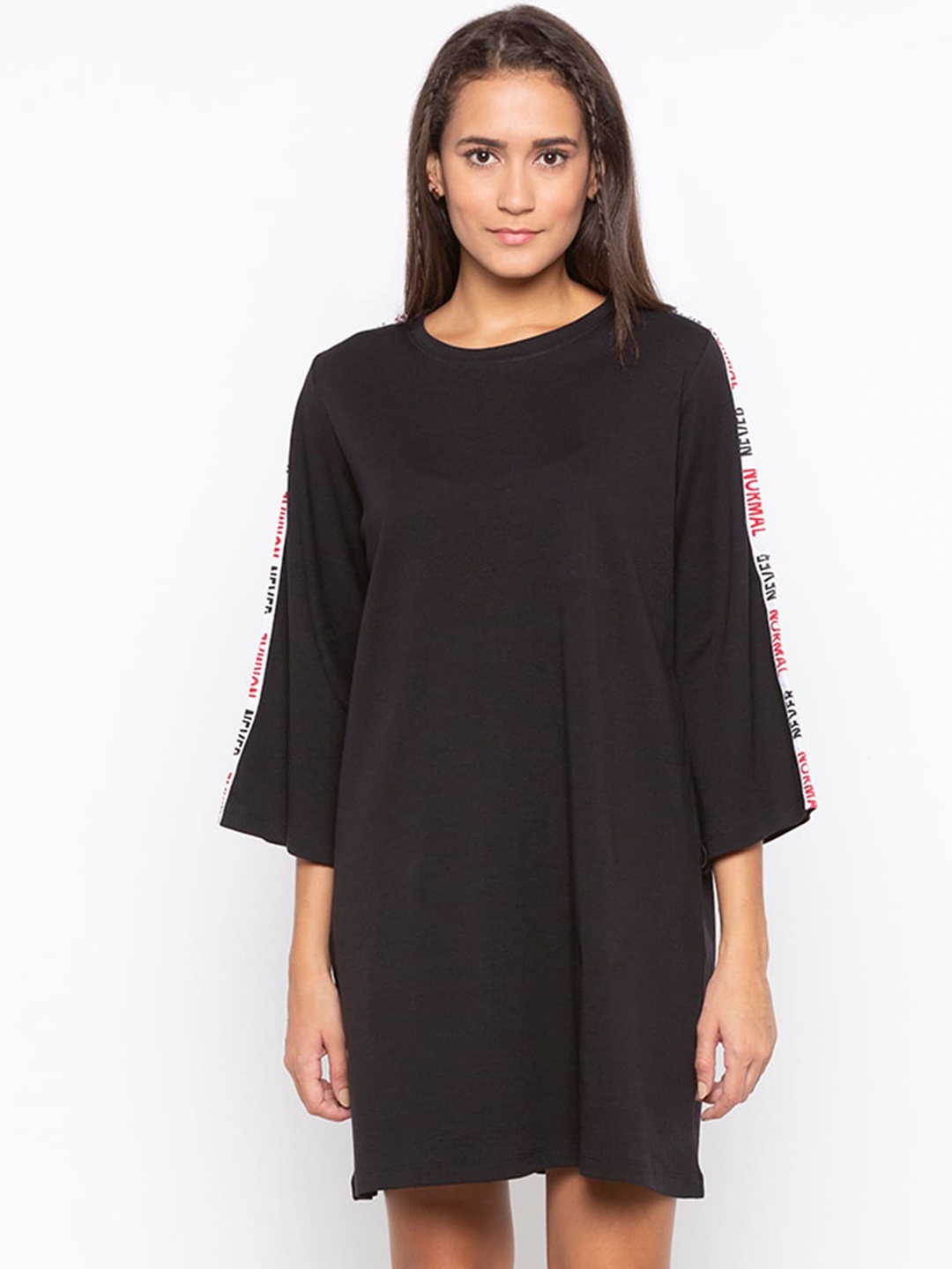 

Disrupt Black Cotton Side Tape T-shirt Dress