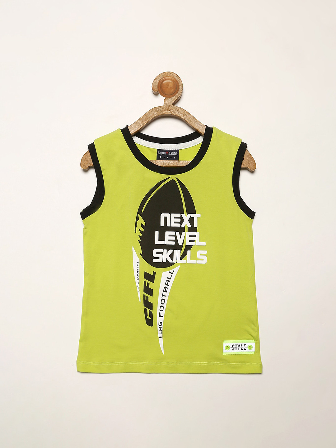 

V2 Value & Variety Boys Green Printed Applique T-shirt