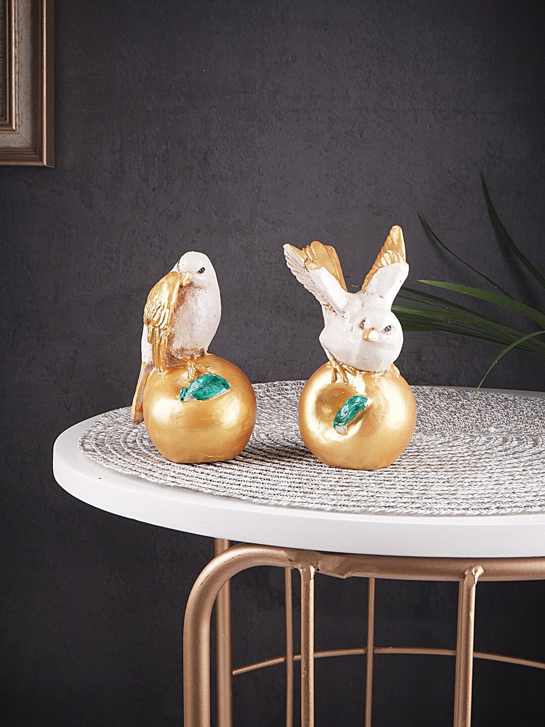 

THE WHITE INK DECOR Set of 2 White & Gold-Toned Chirpy Bird Showpiece
