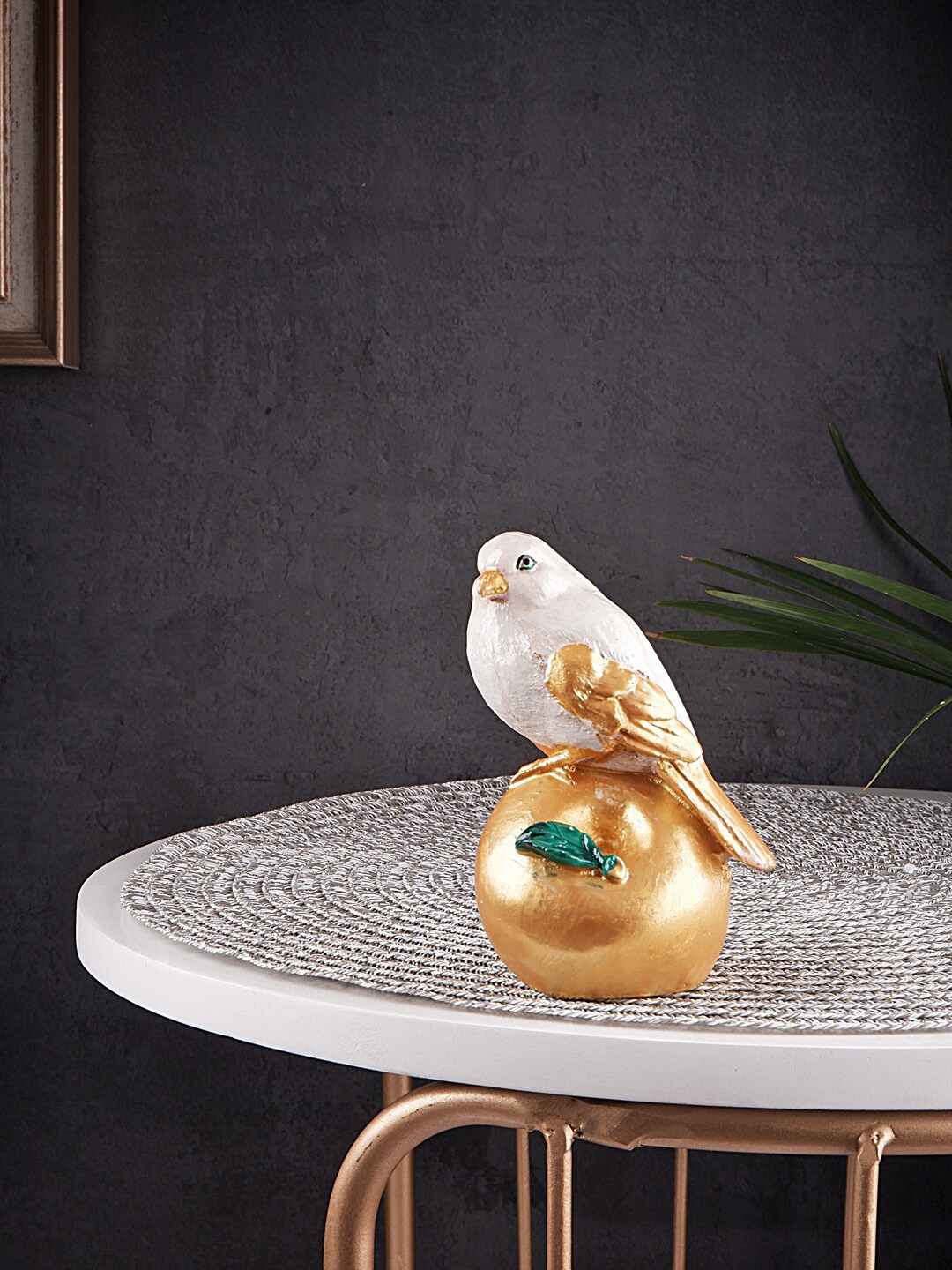 

THE WHITE INK DECOR White & Gold-Toned Antique Finish Chirpy Bird Figurine Showpiece