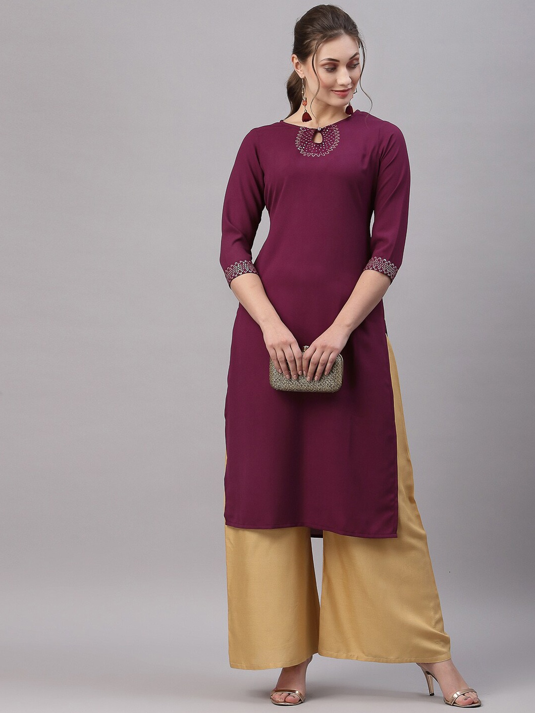 

SANISA Women Purple Embroidered Keyhole Neck Kurta