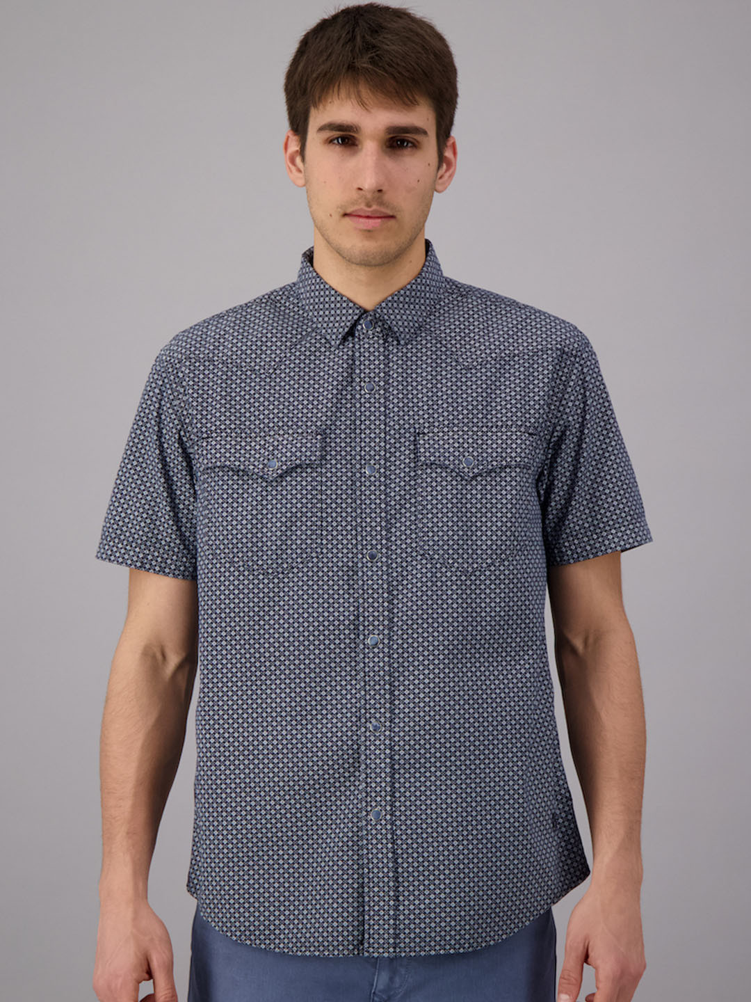 

FREESOUL Men Blue Floral Printed Casual Shirt