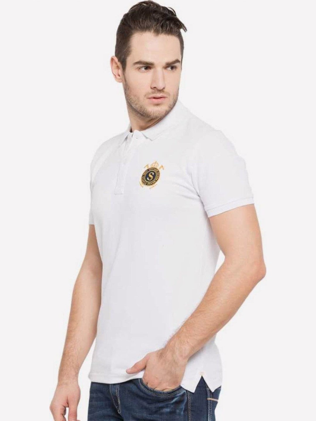 

Status Quo Men White Brand Logo Polo Collar T-shirt