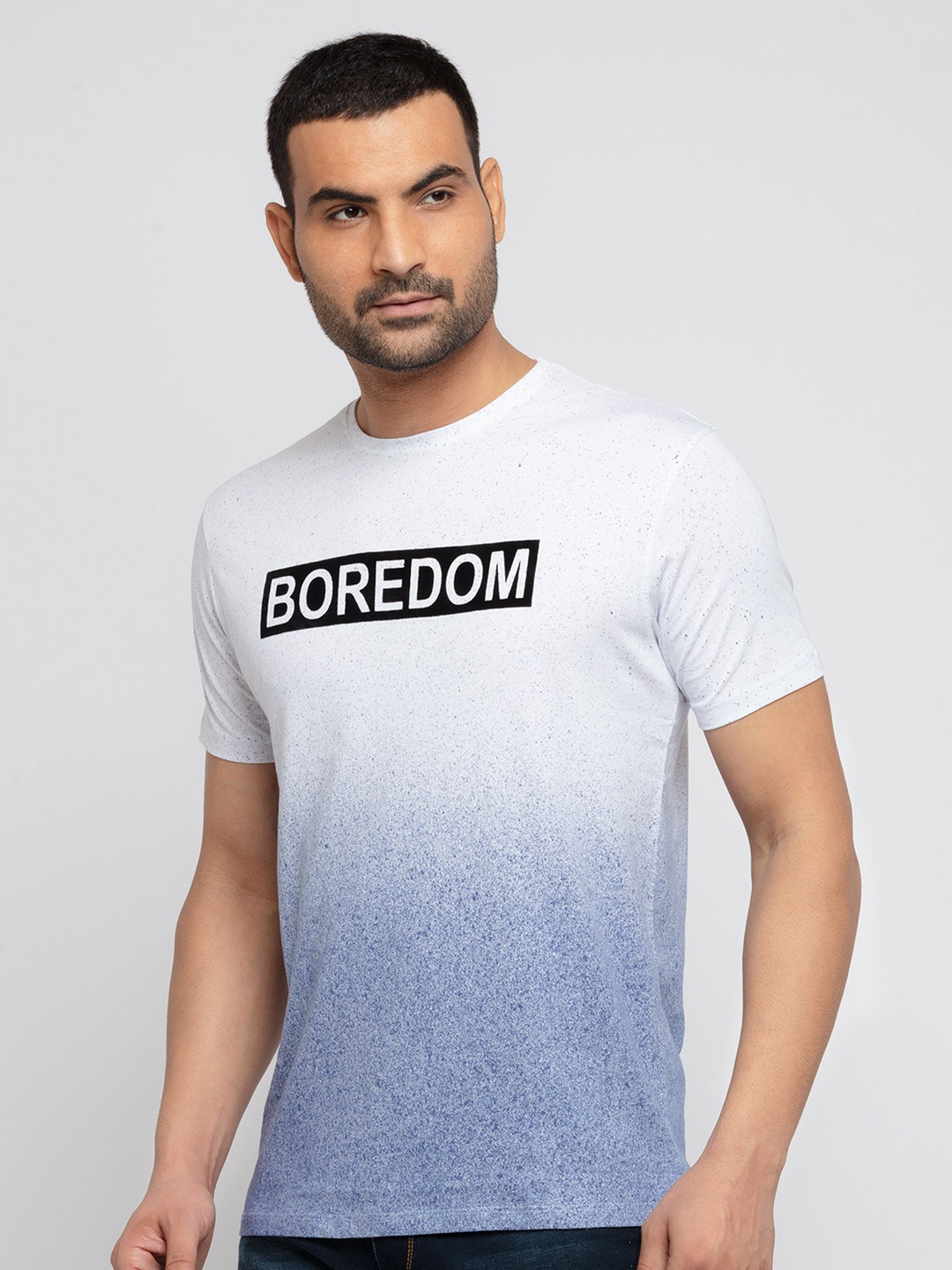 

Status Quo Men Blue Typography Dyed Raw Edge T-shirt