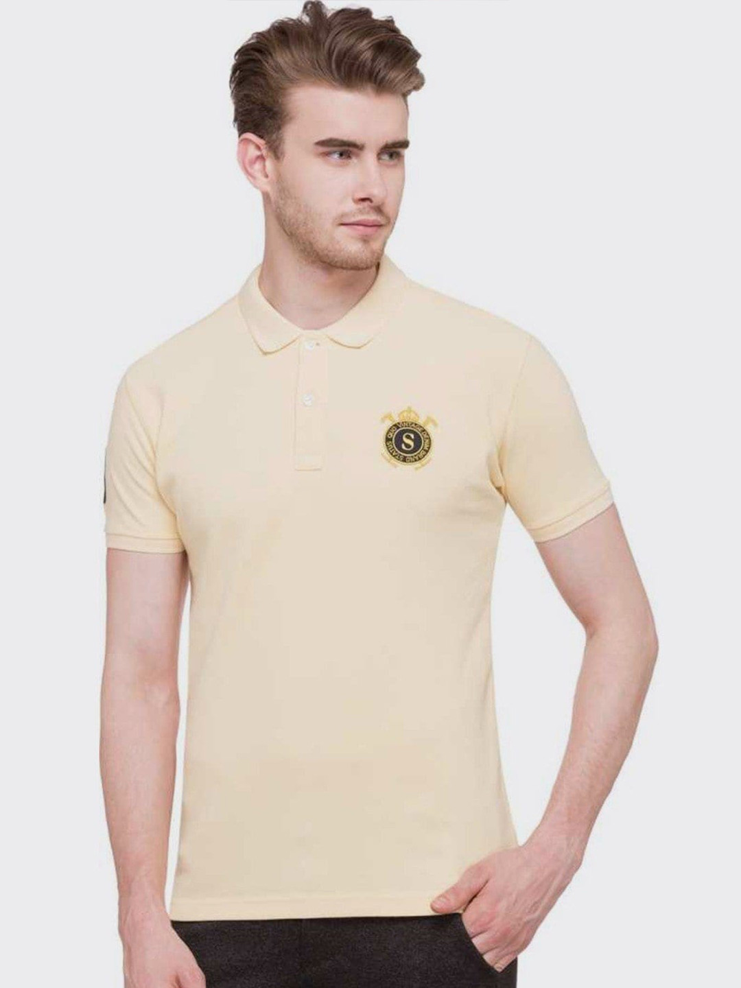 

Status Quo Men Beige Polo Collar Applique T-shirt