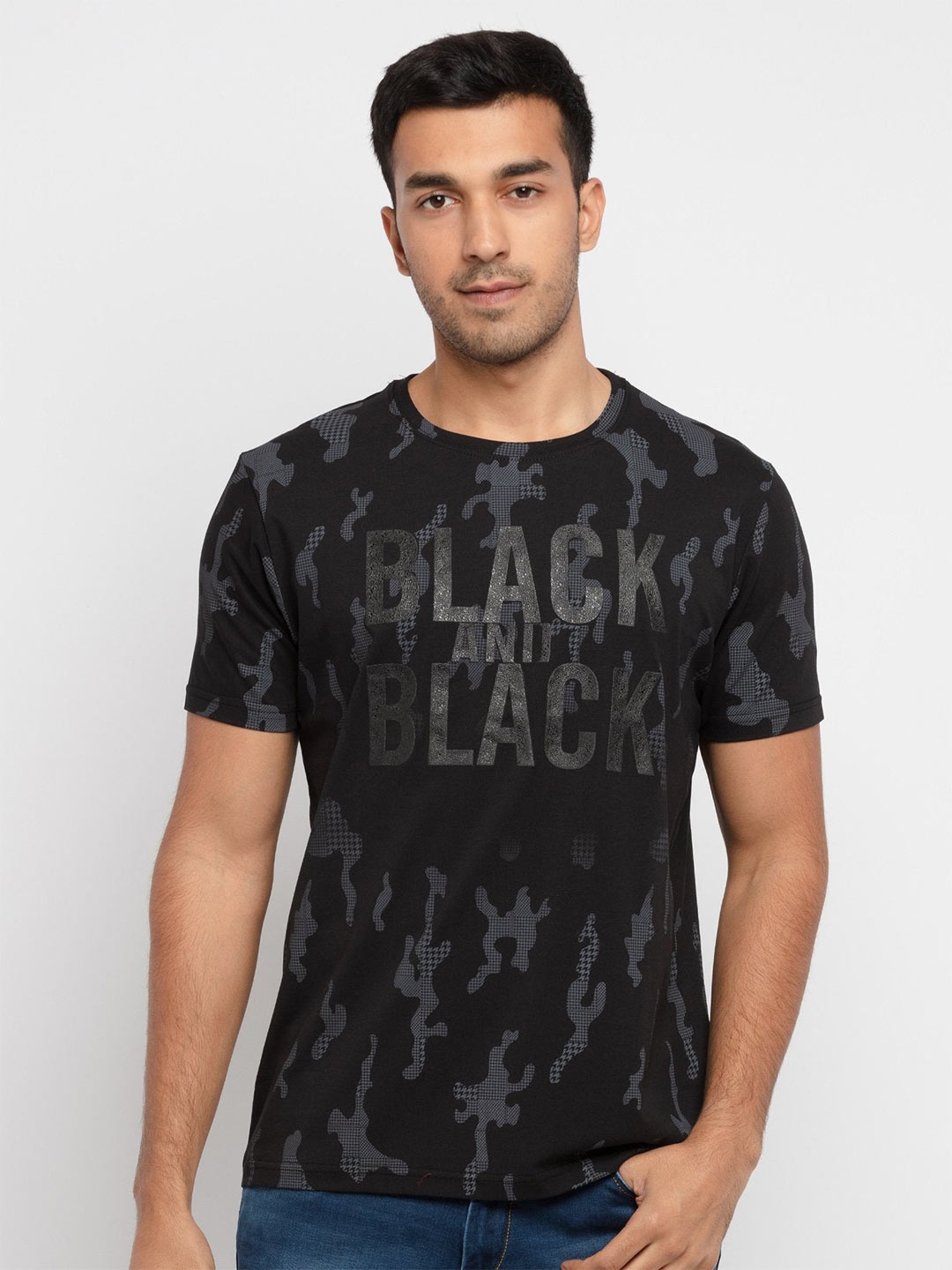 

Status Quo Men Black Typography Printed T-shirt