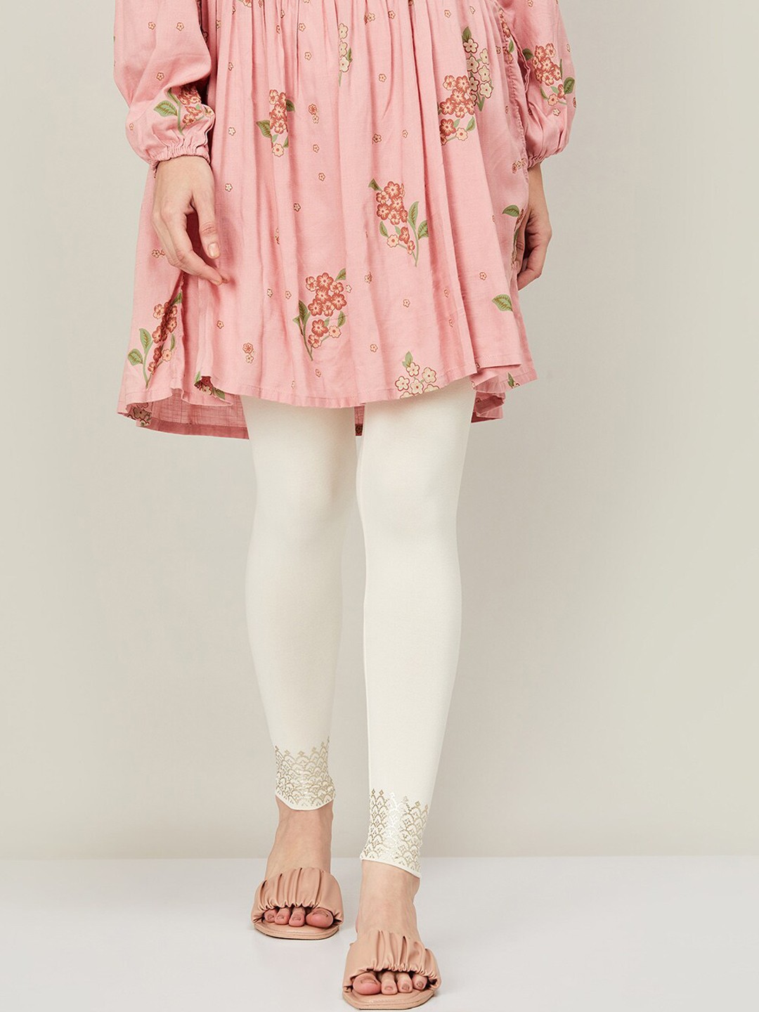 

Melange by Lifestyle Women Off White & Gold-Coloured Printed Ankle Length Leggings