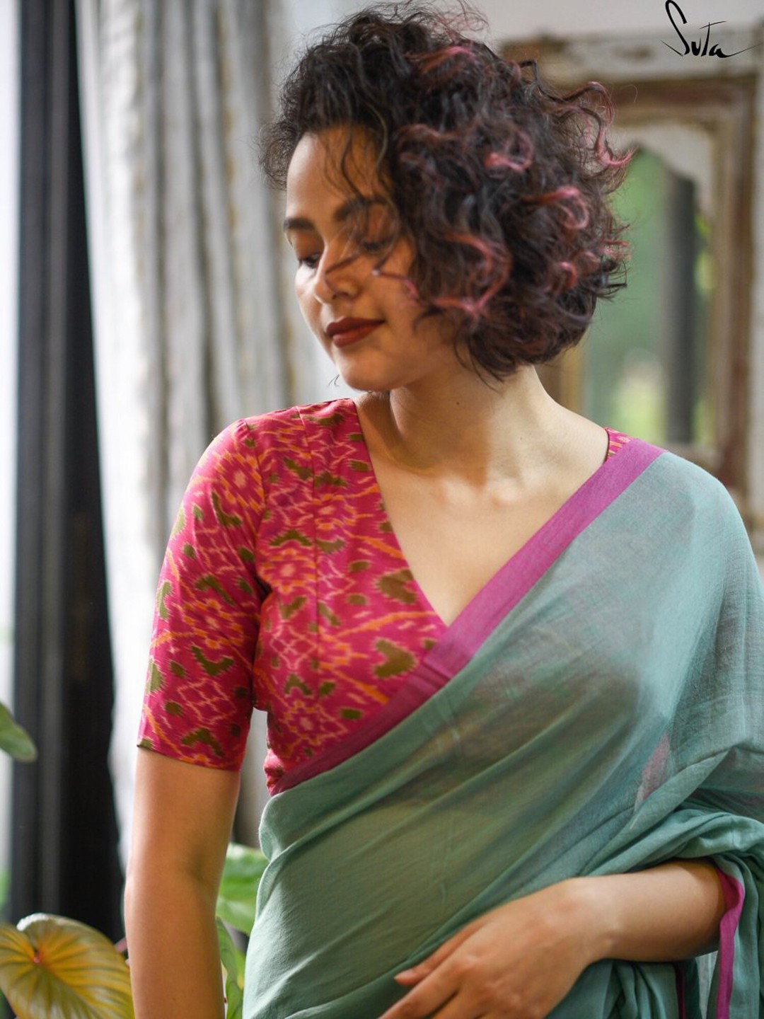 

Suta Pink & Green Printed Silk Patola Saree Blouse