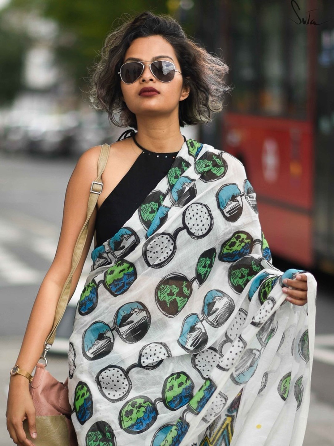

Suta Black Solid Cotton Saree Blouse
