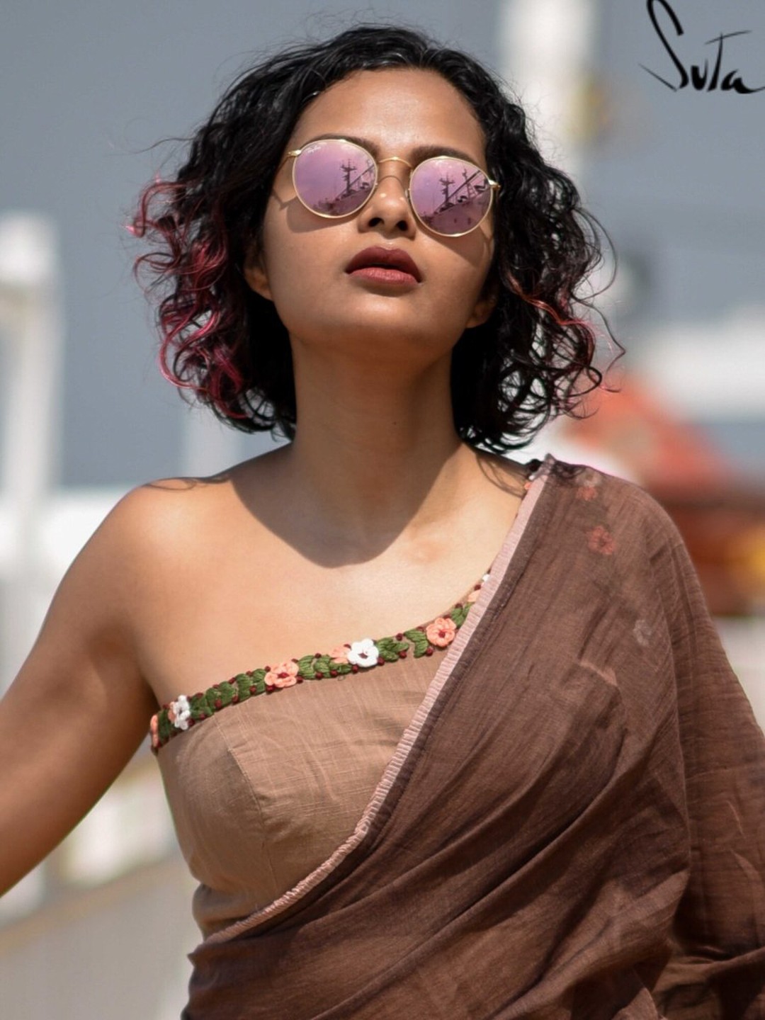 

Suta Brown Floral Embroidered Cotton Saree Blouse
