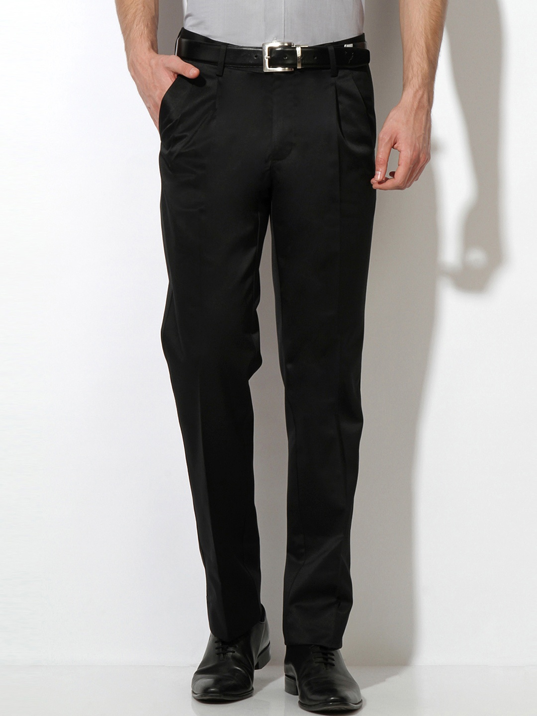 

Van Heusen Men Black Formal Trousers