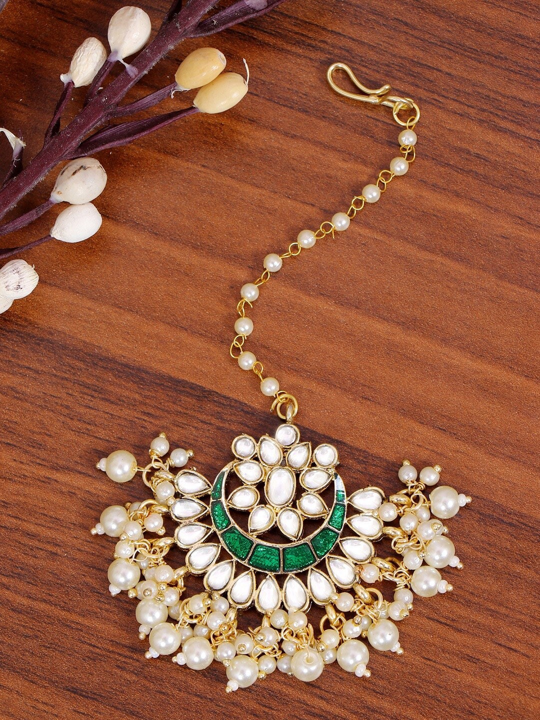 

Crunchy Fashion Gold Plated Green & White Kundan-Studded & Pearl Beaded Traditonal Bridal Mangtikka