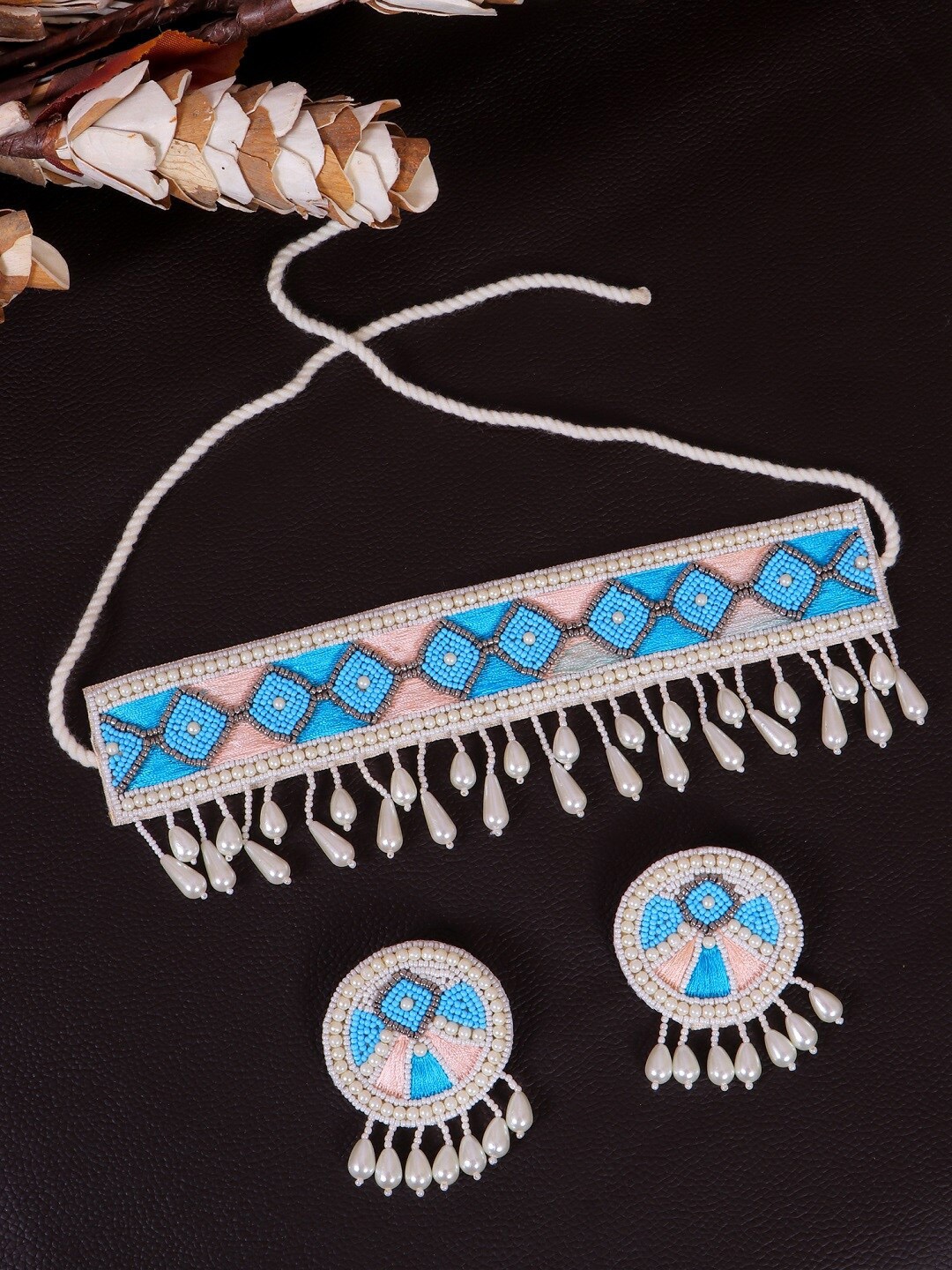 

Crunchy Fashion White & Blue Beaded Choker Jewellery Set