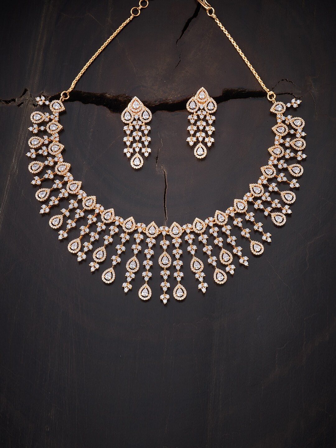 

Kushal's Fashion Jewellery White Copper Gold-Plated Jewellery Set