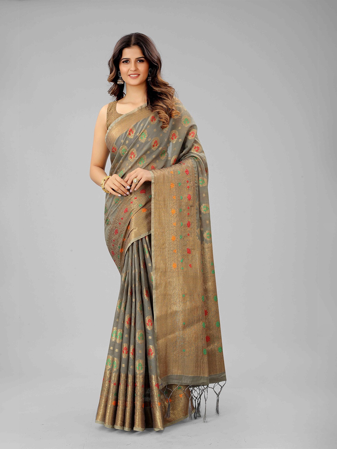 

Mizzific Grey & Green Woven Design Pure Cotton Chanderi Saree