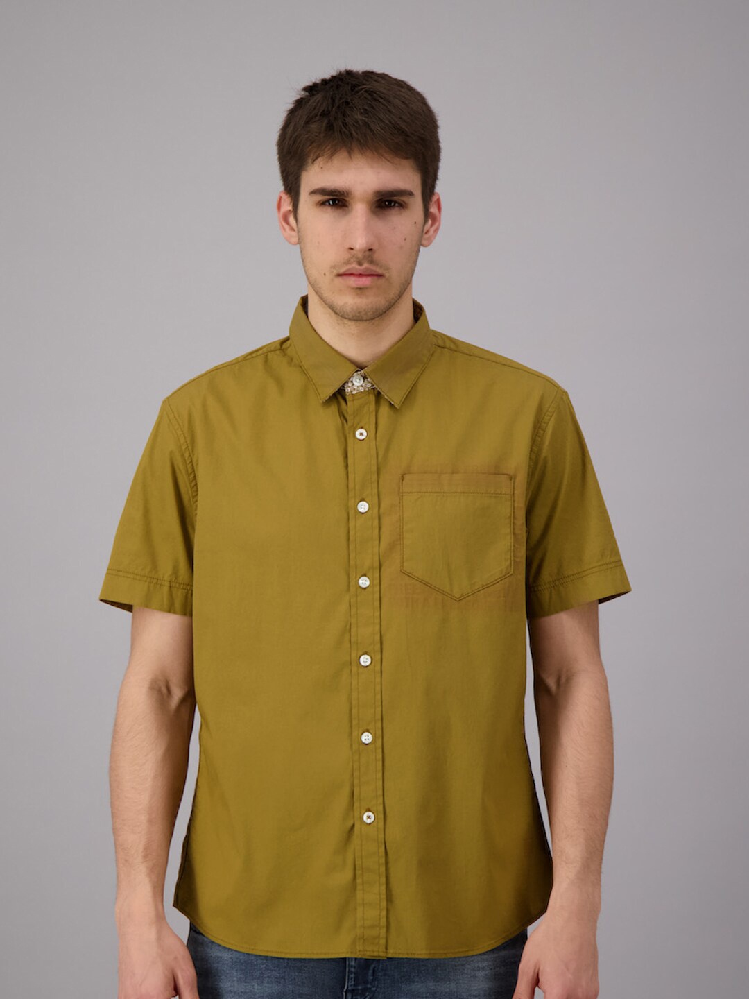 

FREESOUL Men Brown Regular Fit Casual Shirt