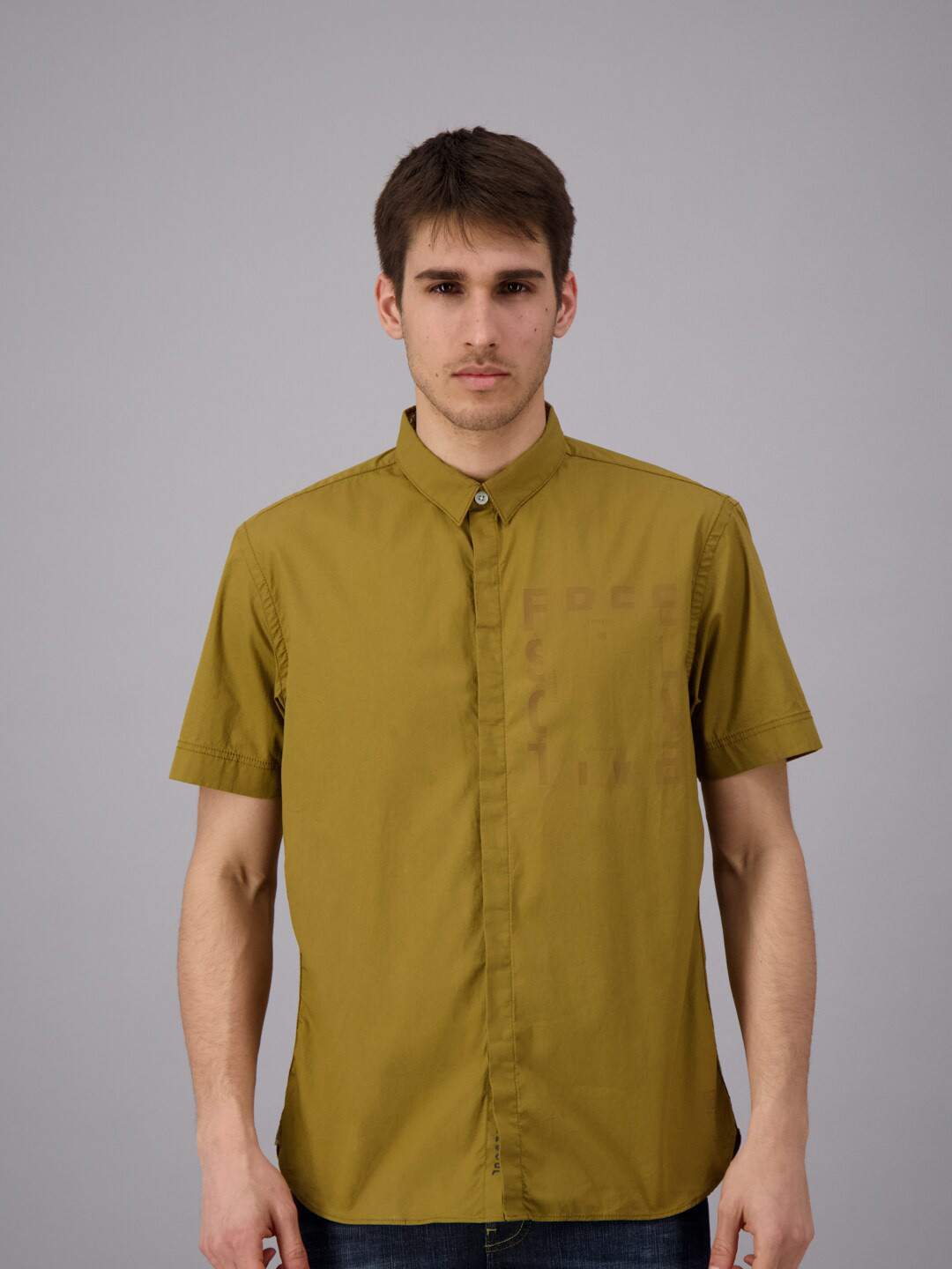 

FREESOUL Men Olive Green Casual Shirt