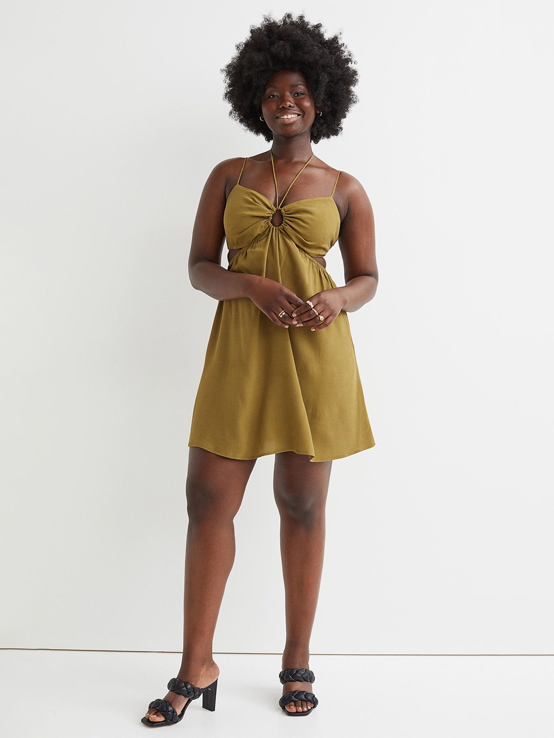 

H&M Green Solid Cut-Out Dress
