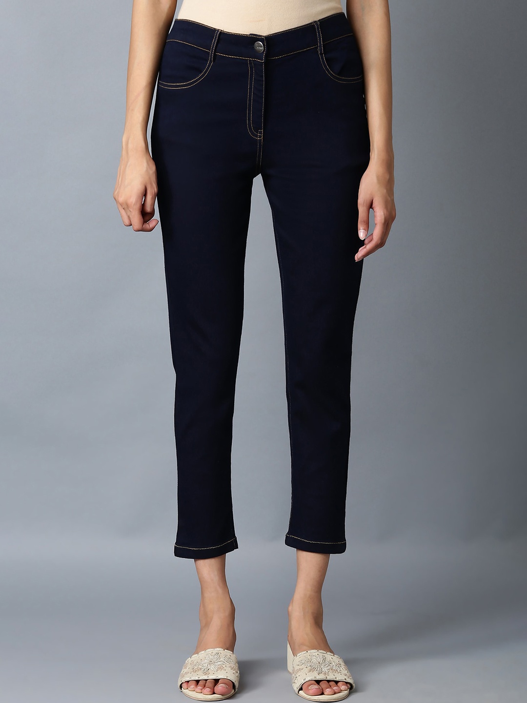 

elleven Women Blue Solid Jeans