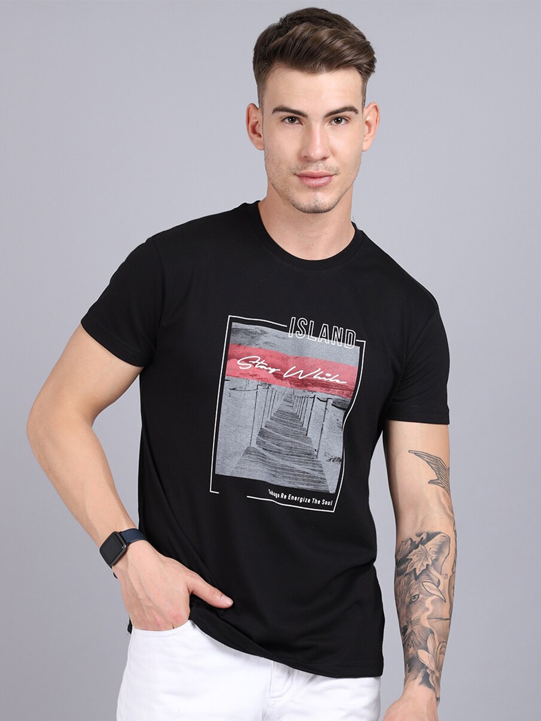 

Rodamo Men Black Printed Cotton Slim Fit T-shirt