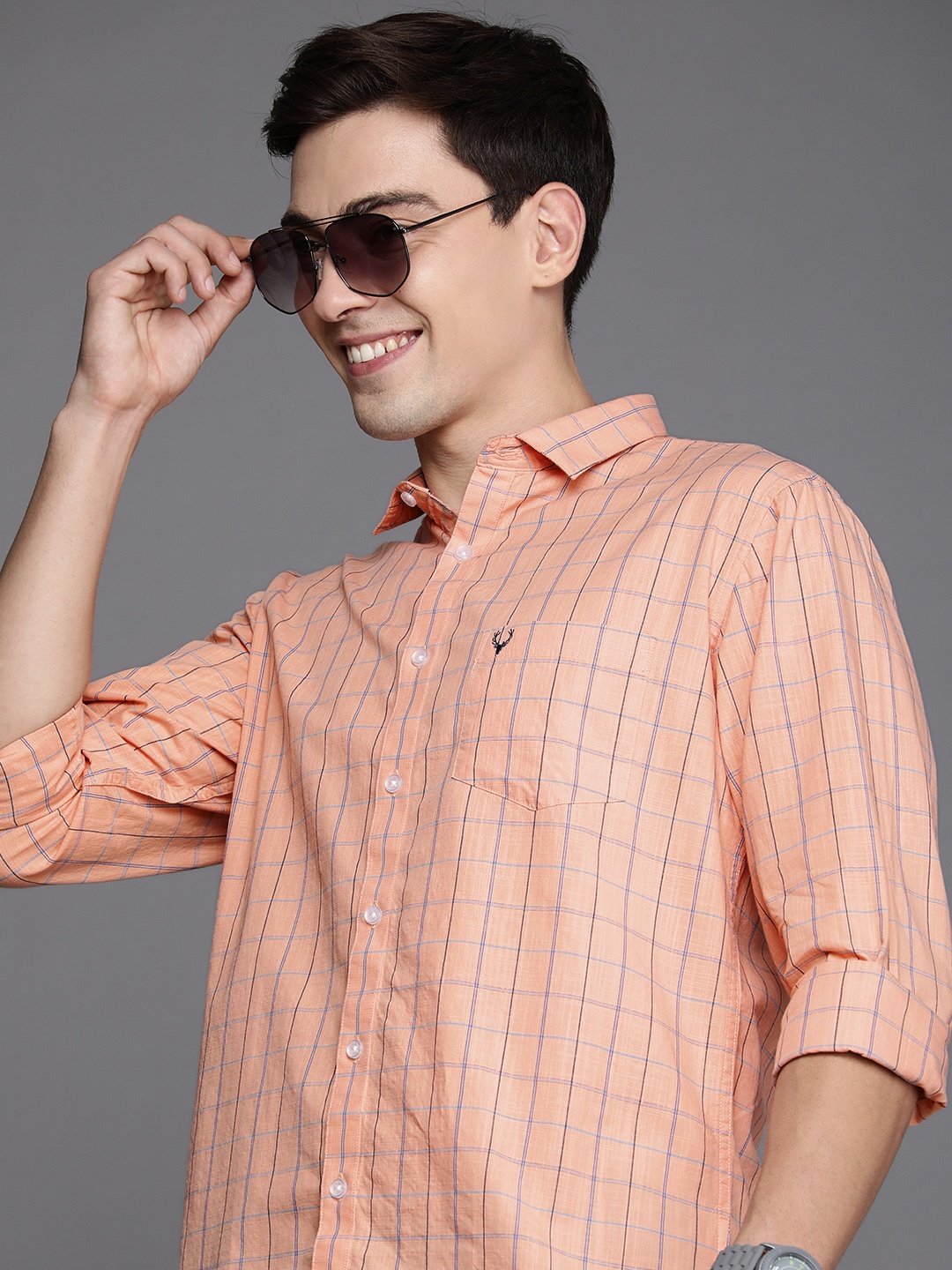

Allen Solly Men Peach-Coloured Sport Checked Pure Cotton Casual Shirt