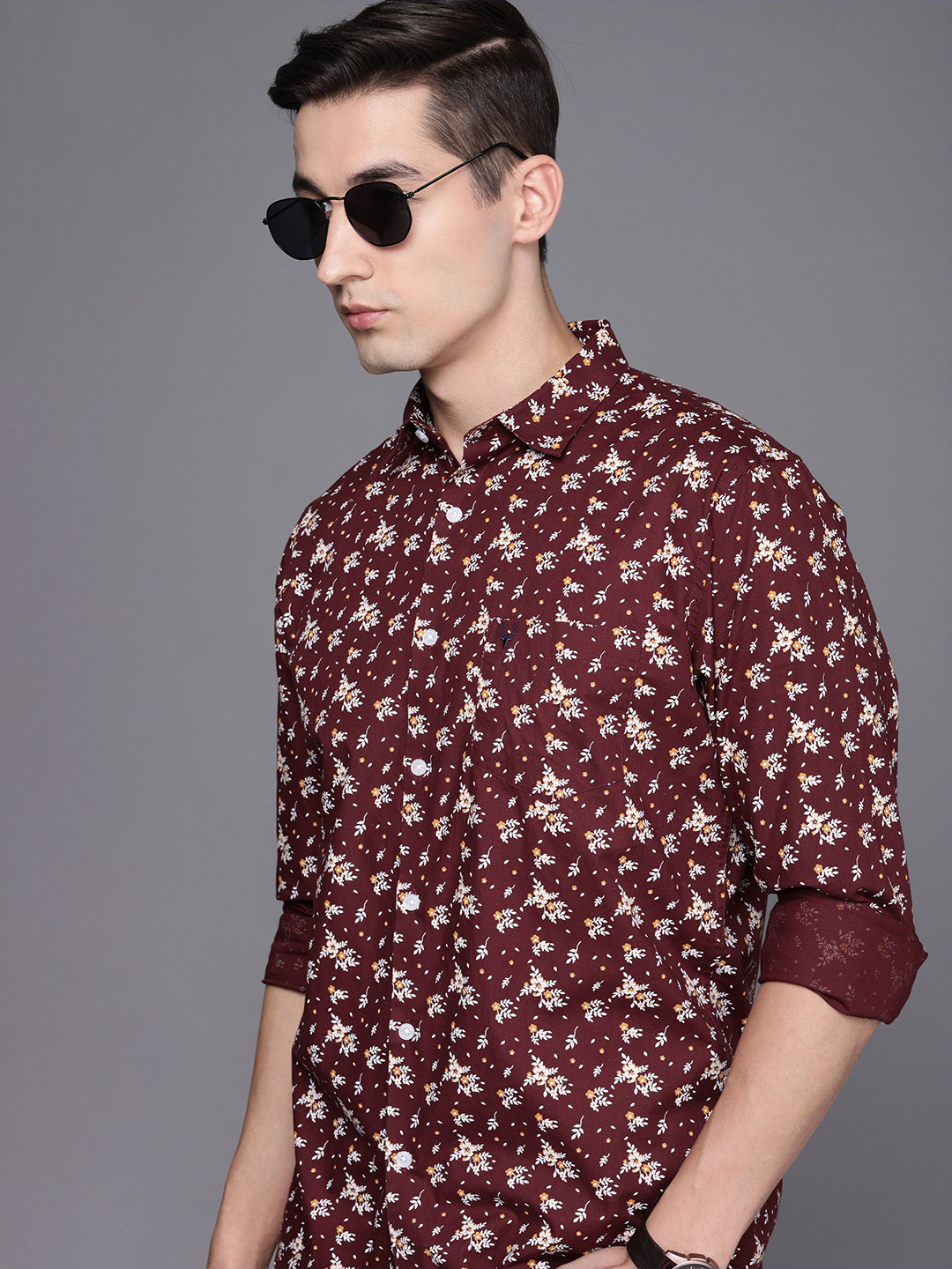 

Allen Solly Men Brown Floral Printed Pure Cotton Casual Shirt