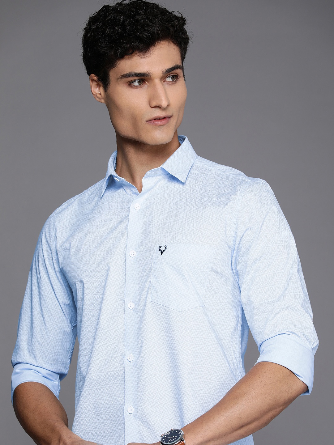 

Allen Solly Men Light Blue Sport Fit Geometric Printed Casual Shirt