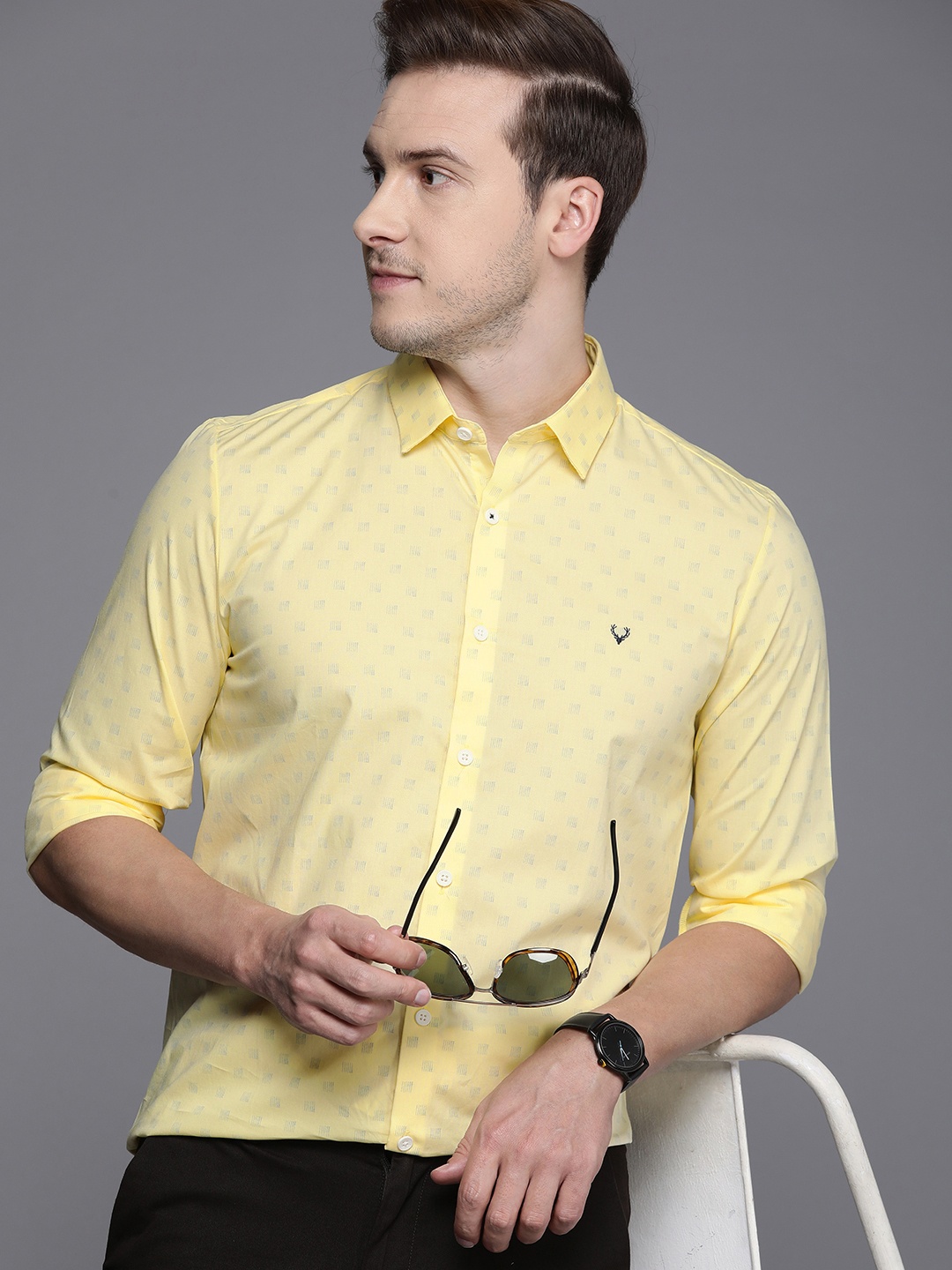 

Allen Solly Men Modern Fit Geometric Printed Casual Shirt, Yellow