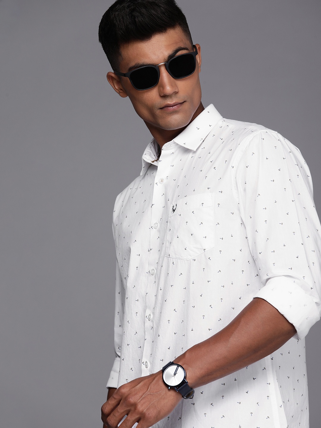 

Allen Solly Men White Floral Printed Pure Cotton Casual Shirt