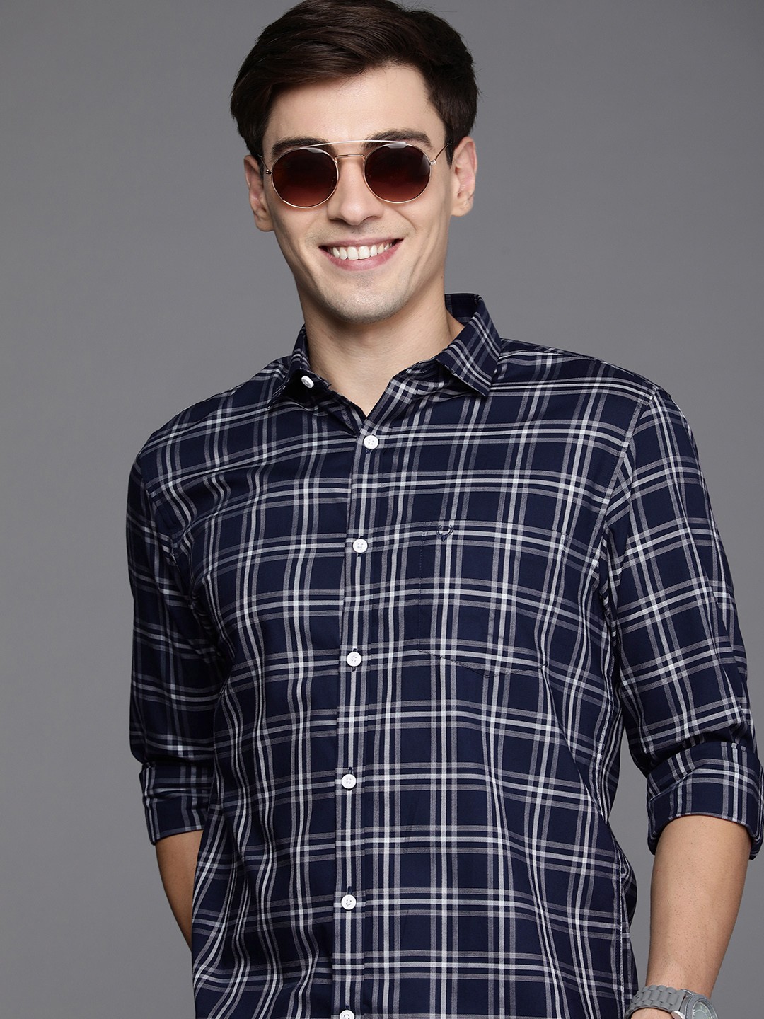 

Allen Solly Men Navy Blue Sport Checked Pure Cotton Casual Shirt