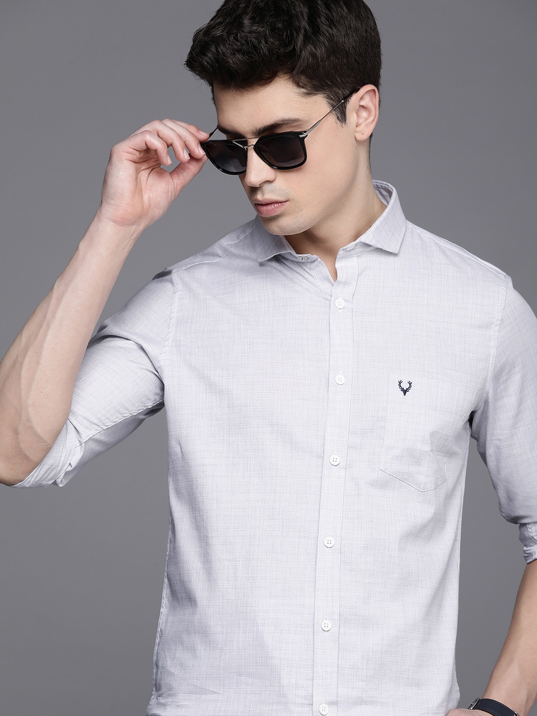 

Allen Solly Men Modern Fit Checked Casual Shirt, Grey