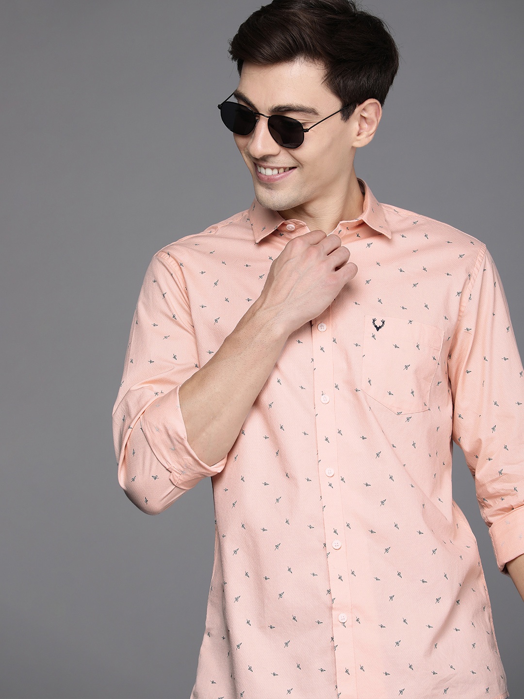 

Allen Solly Men Peach-Coloured Printed Pure Cotton Casual Shirt