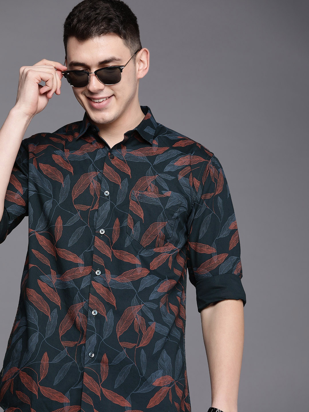 

Allen Solly Men Navy Blue Sport Tropical Printed Pure Cotton Casual Shirt