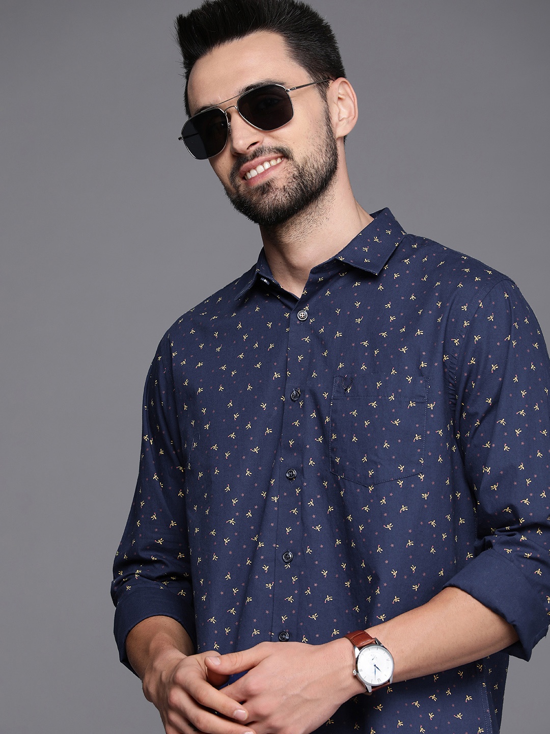 

Allen Solly Men Navy Blue Classic Fit Floral Printed Casual Shirt