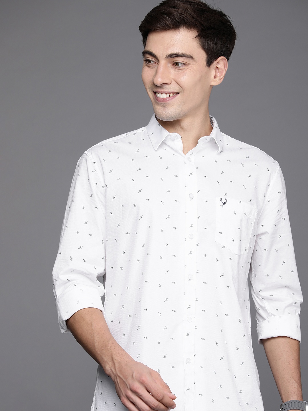 

Allen Solly Men White And Black Micro Ditsy Printed Pure Cotton Casual Shirt