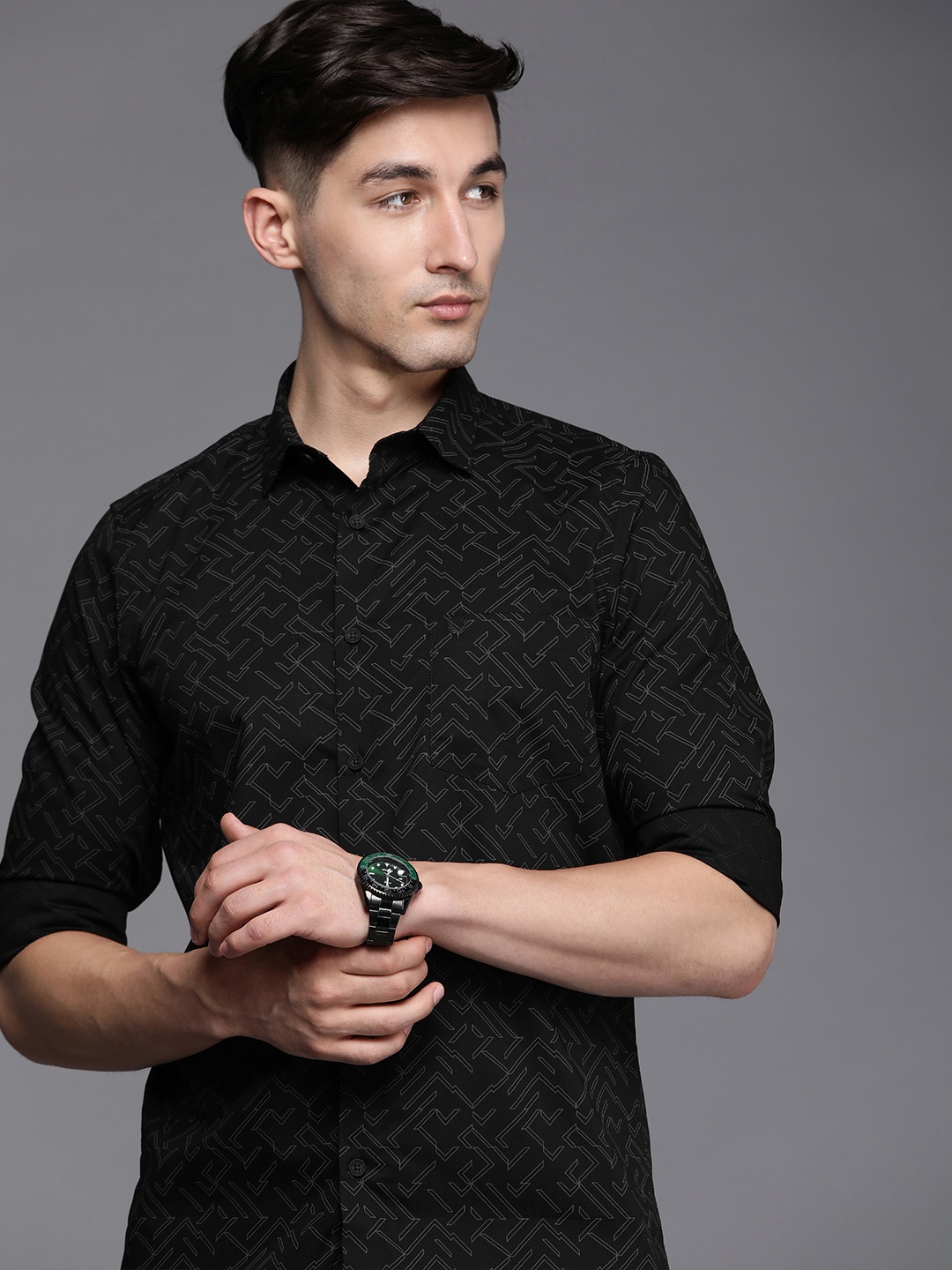 

Allen Solly Men Black Modern Slim Fit Printed Casual Shirt