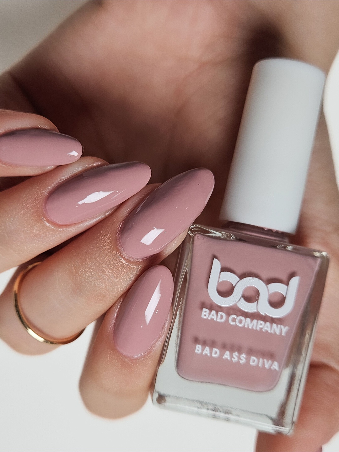 

BAD COMPANY No Toxin Nail Lacquer-Never Stop-57, Pink