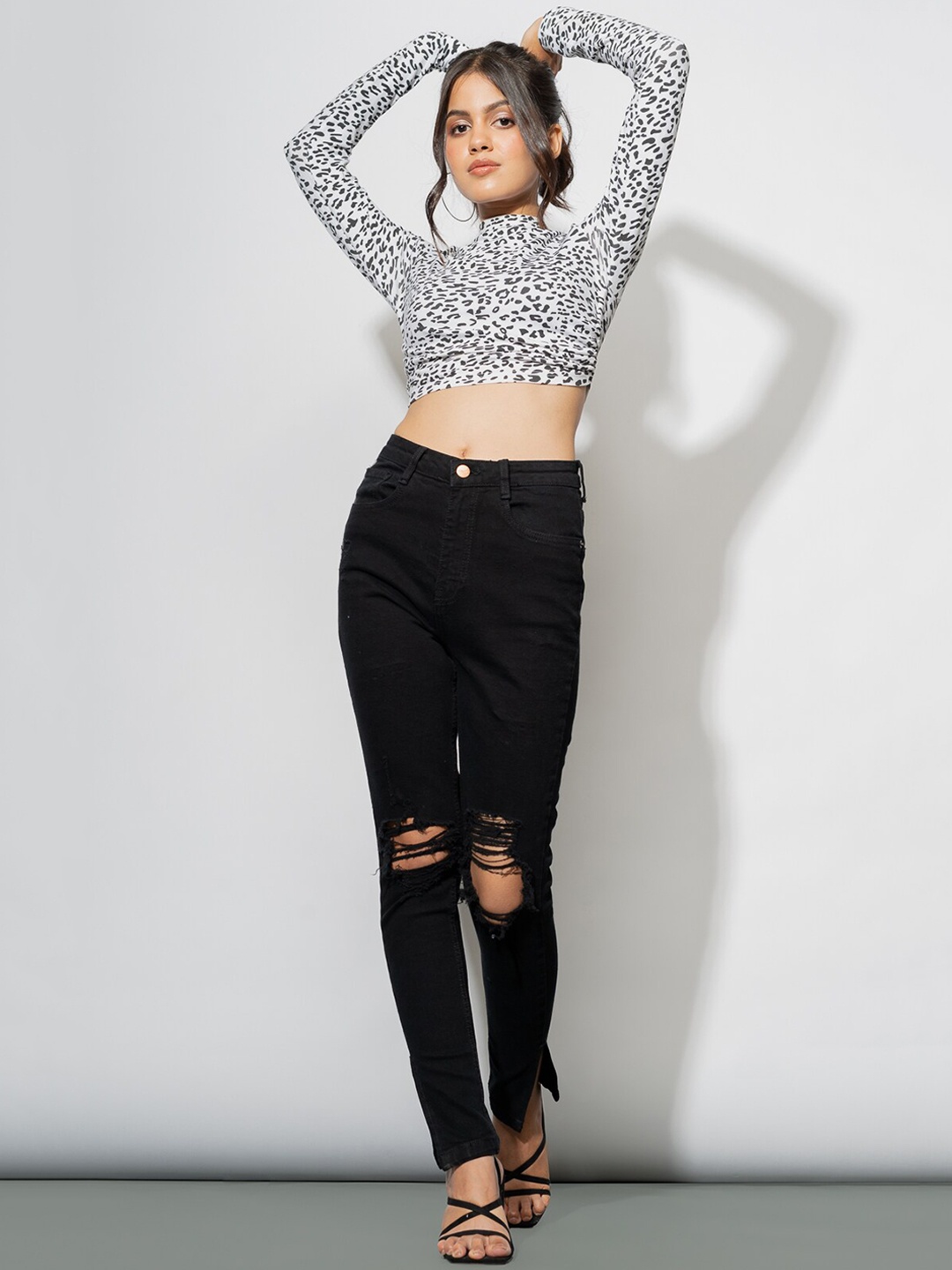 

FREAKINS Women Black Skinny Fit High-Rise Mildly Distressed Stretchable Jeans