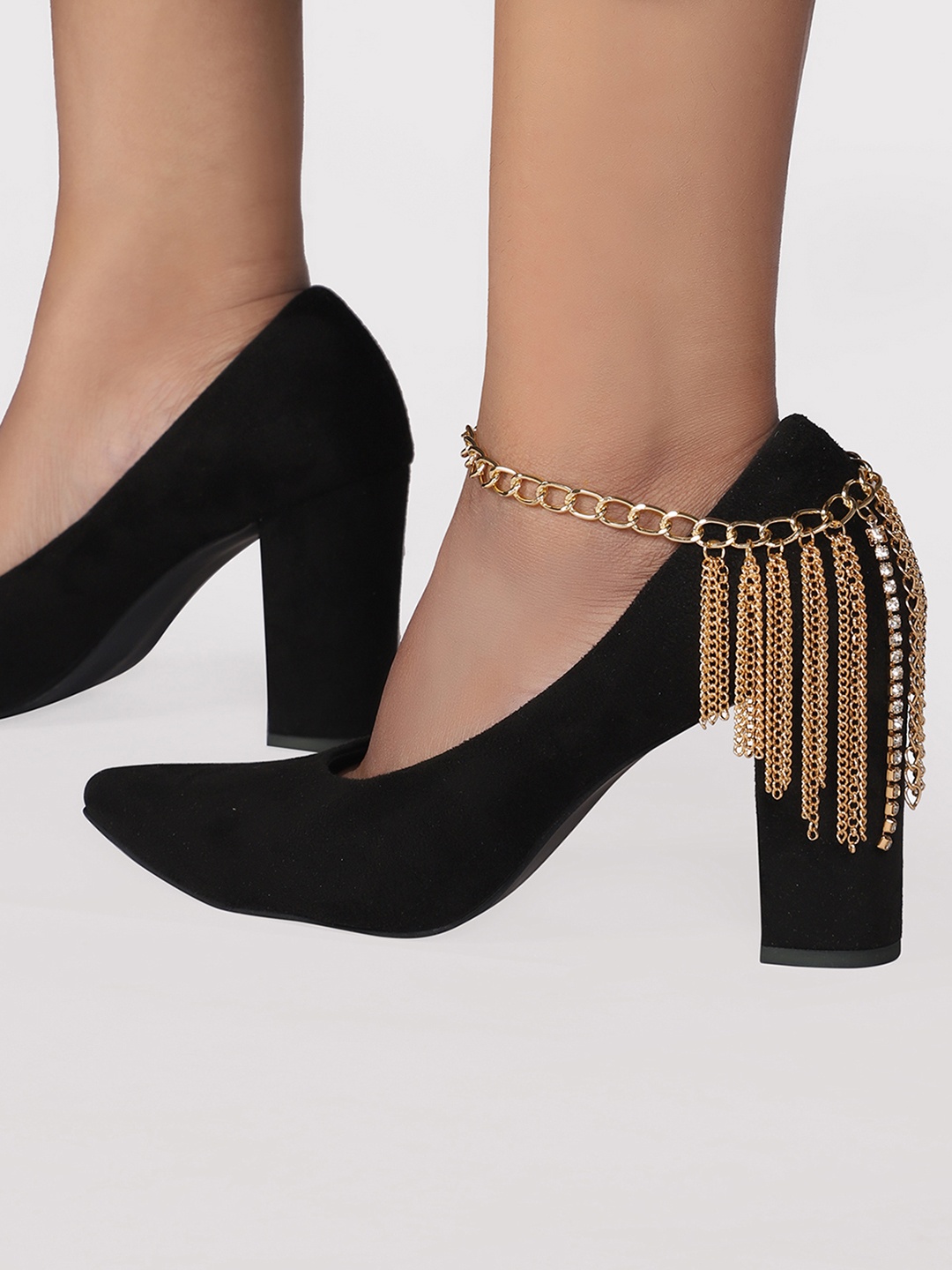 

AQUASTREET Single Gold-Plated Tassel Shoe Chain Anklet