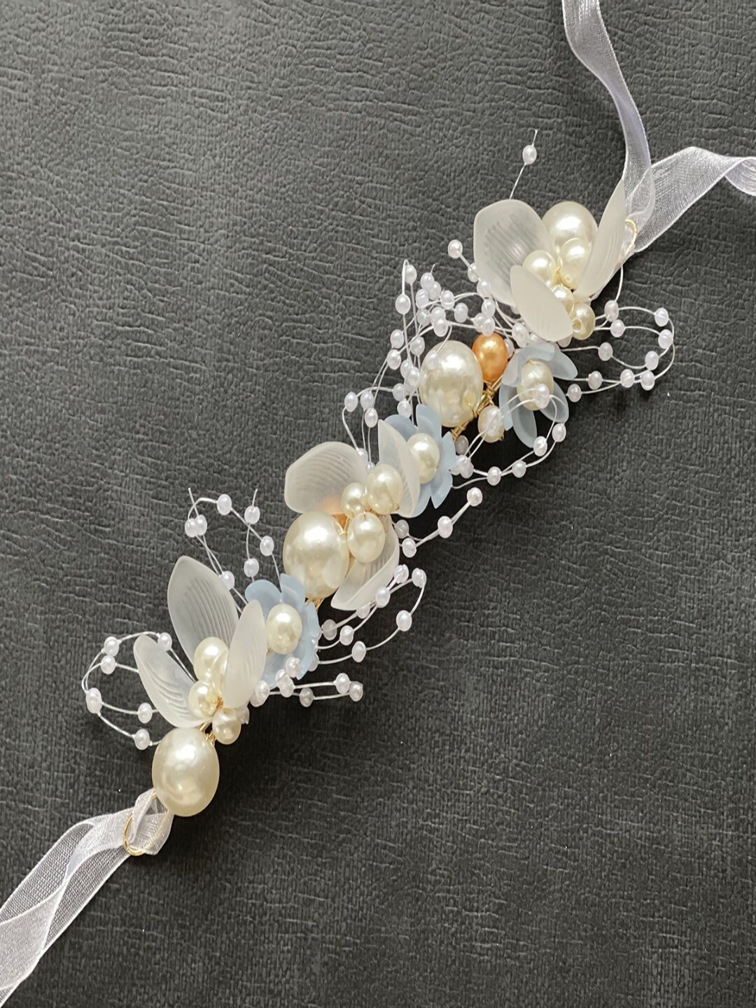 

AQUASTREET Women Blue & White Pearls Handcrafted Charm Bracelet