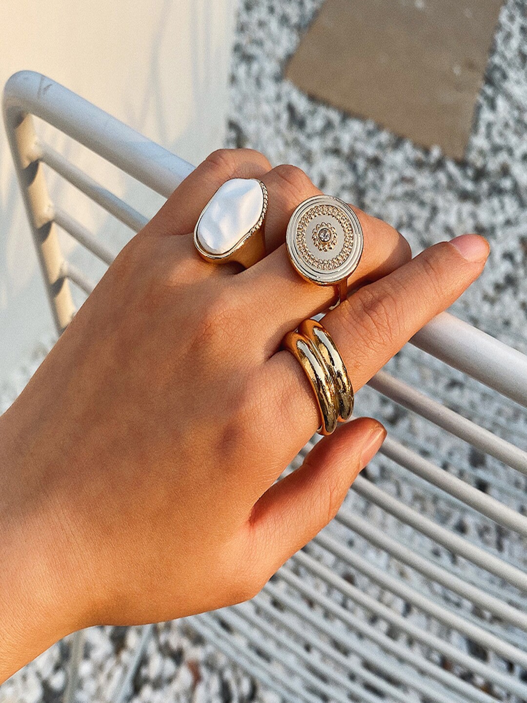 

AQUASTREET Set Of 3 Gold-Plated Finger Rings