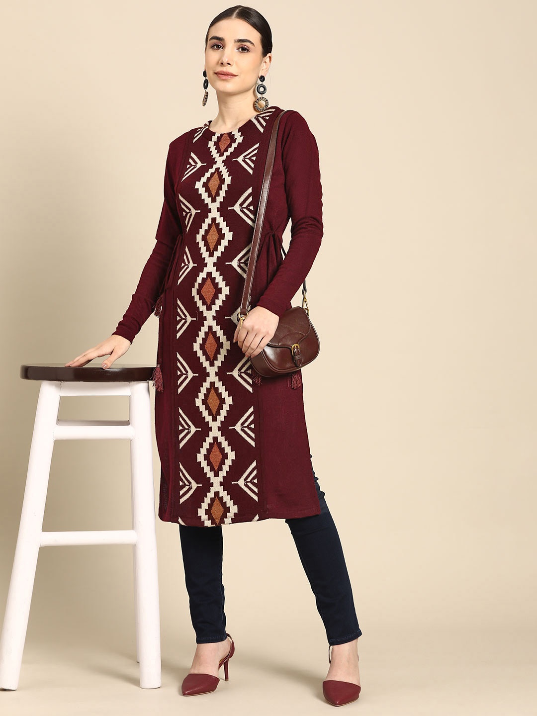 

Anouk Women Maroon & Beige Acrylic Woven Design Chevron Winter Kurta